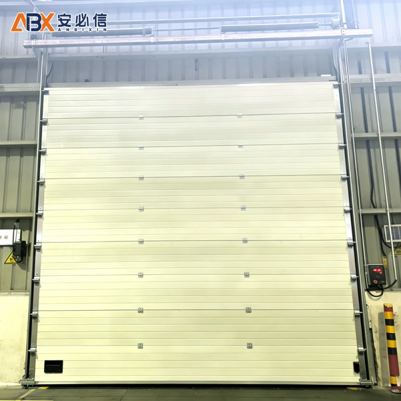 朝阳四合当镇钢质提升门